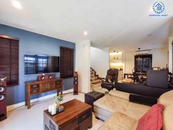 *****บ้านเดี่ยวมือสอง ม.เศรณี คาซ่า ดอนเมือง หลังมุม เนื้อที่ 55 ตร.ว. ฟังก์ชันโดน ๆ 3 ห้องนอน 3 ห้องน้ำ จอดรถได้ 2 คัน ได้พื้นที่ใช้สอยกว้าง ๆ บนใกล้สนามบินดอนเมือง ไม่ว่าจะเข้า-ออกทางไหนก็สะดวก เชื่อมต่อทางด่วน "ศรีสมาน" และรถไฟฟ้าสายสีแดง "สถานีดอนเมือง"